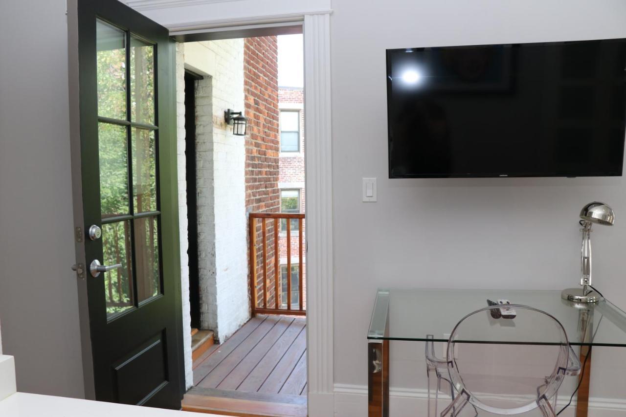 A Stylish Stay W/ A Queen Bed, Heated Floors.. #34 Бруклін Екстер'єр фото